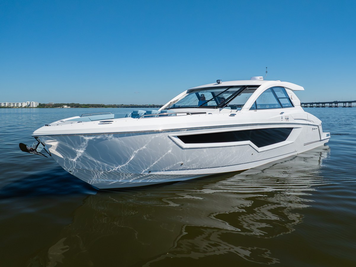 CRUISERS YACHTS 50 GLS OB, photo 69