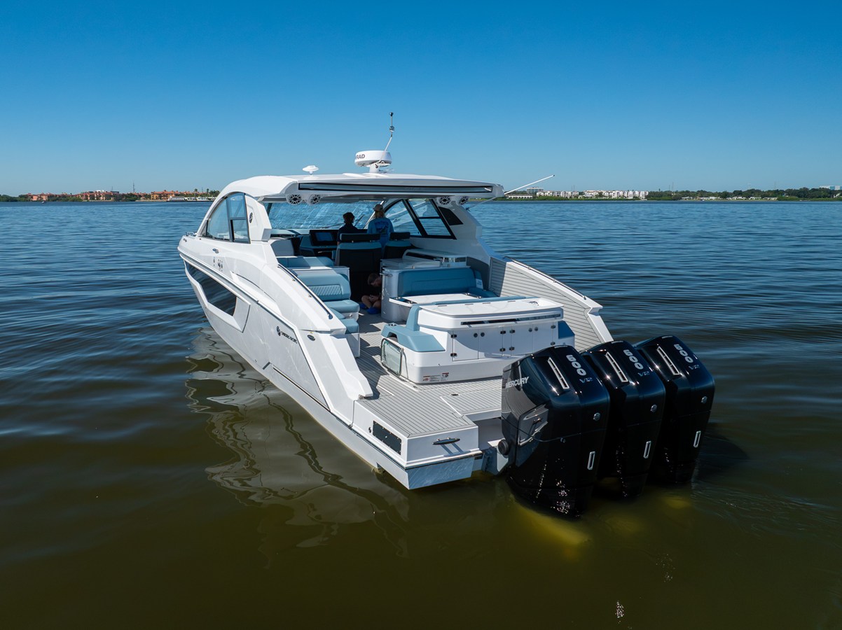 CRUISERS YACHTS 50 GLS OB, photo 71