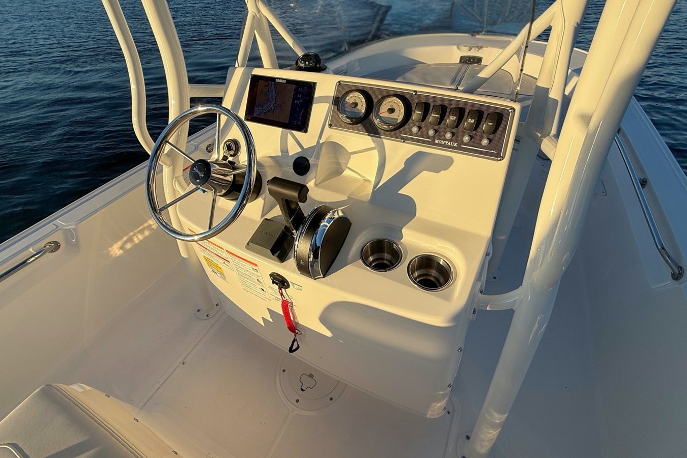 BOSTON WHALER 190 MONTAUK, photo 13