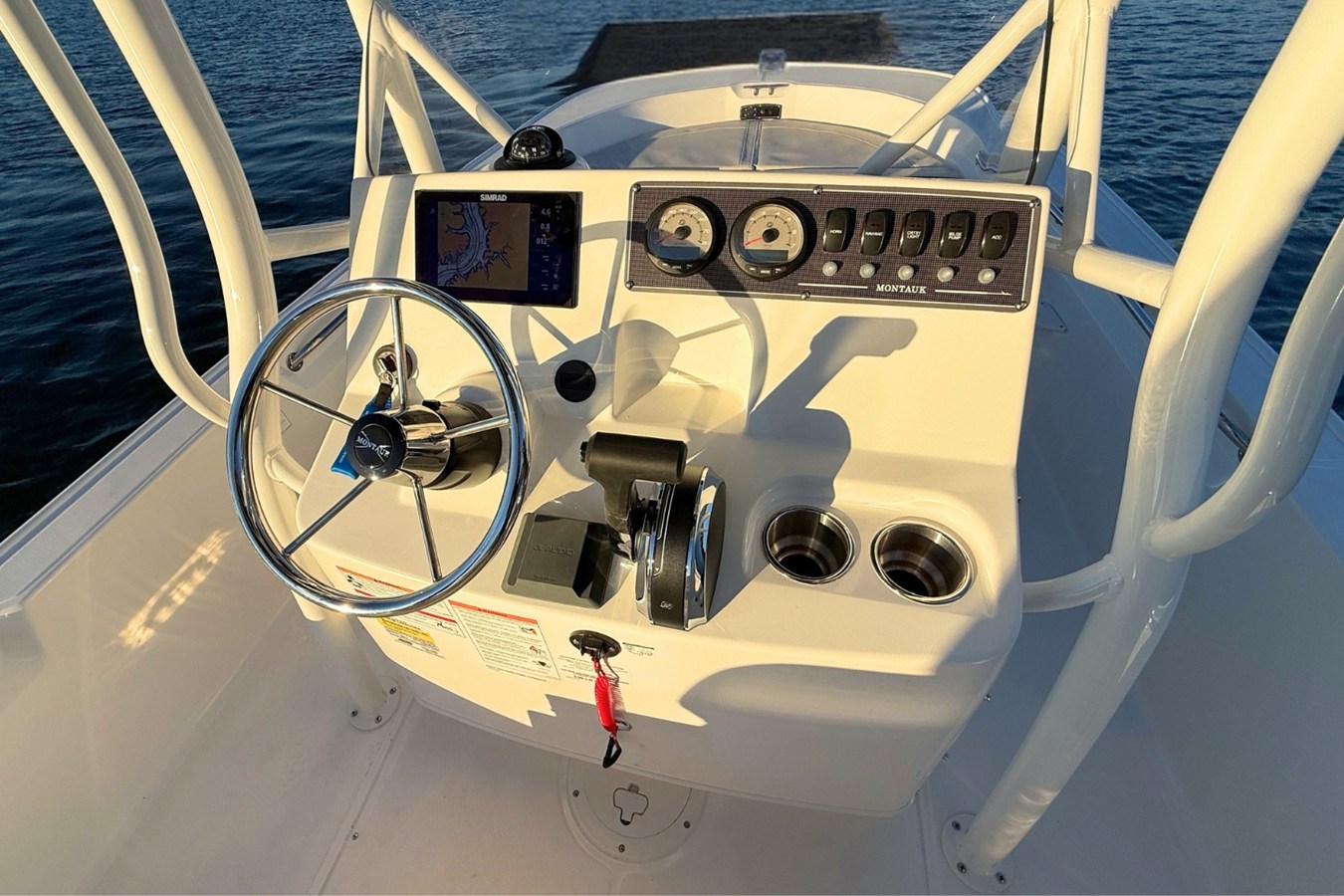 BOSTON WHALER 190 MONTAUK, photo 14