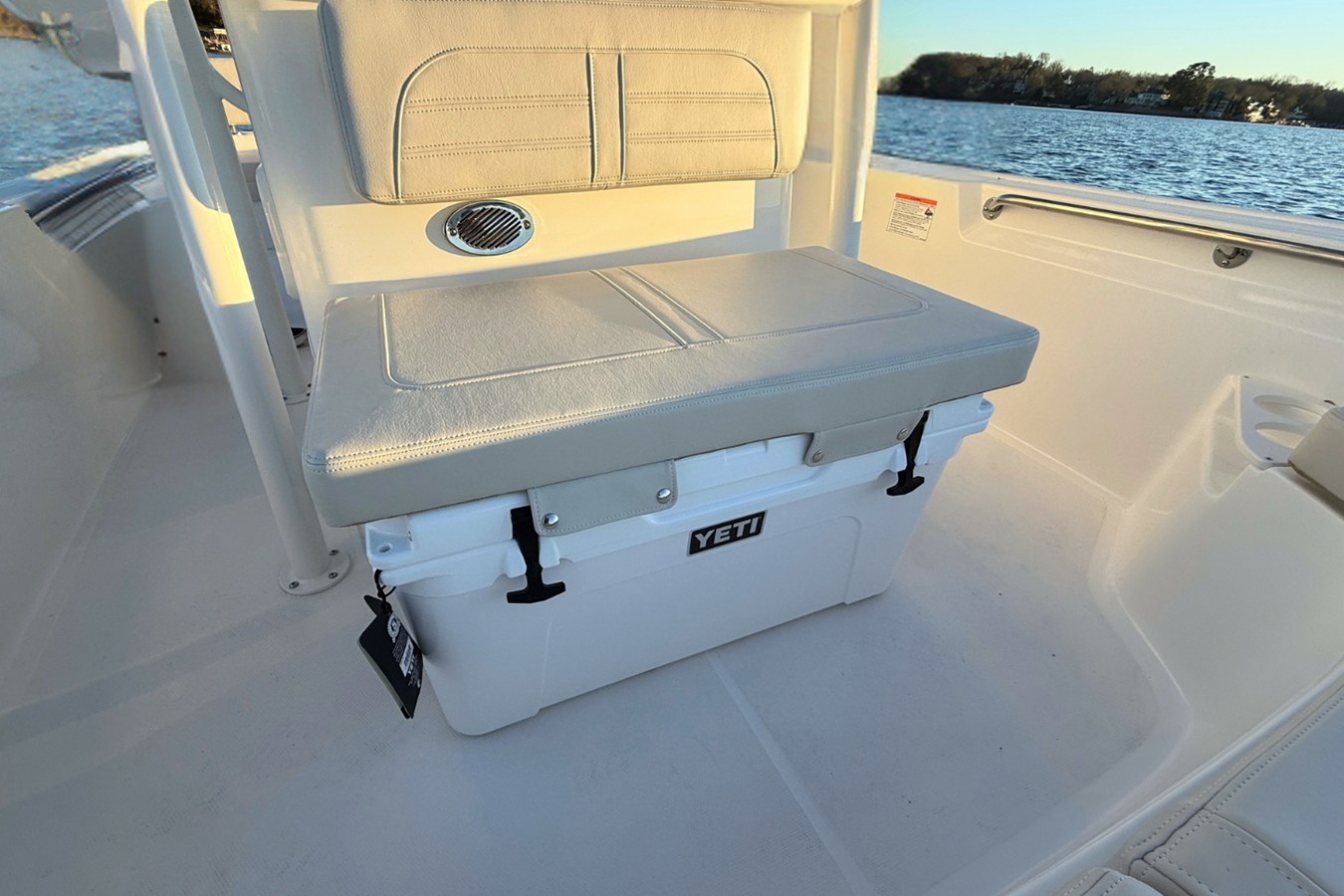BOSTON WHALER 190 MONTAUK, photo 23