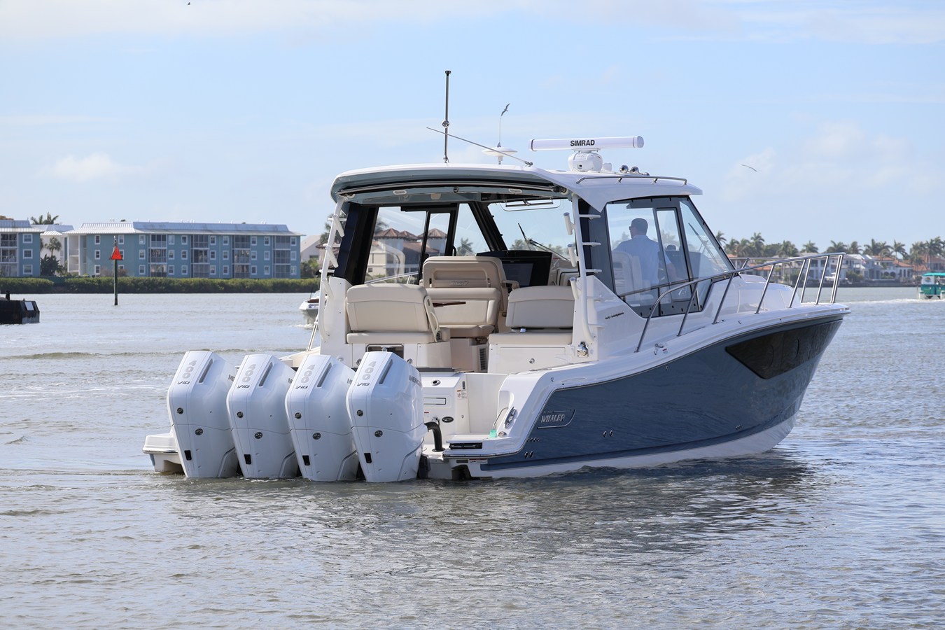 BOSTON WHALER 405 CONQUEST, photo 11
