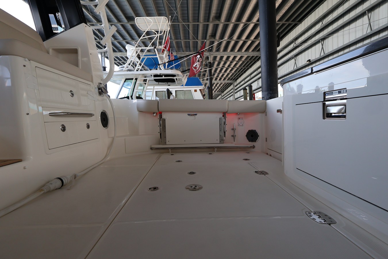 BOSTON WHALER 405 CONQUEST, photo 20