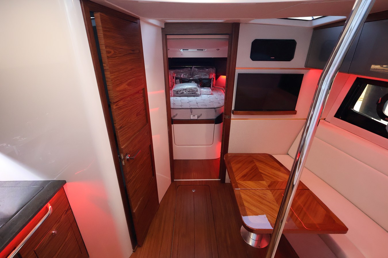 BOSTON WHALER 405 CONQUEST, photo 64