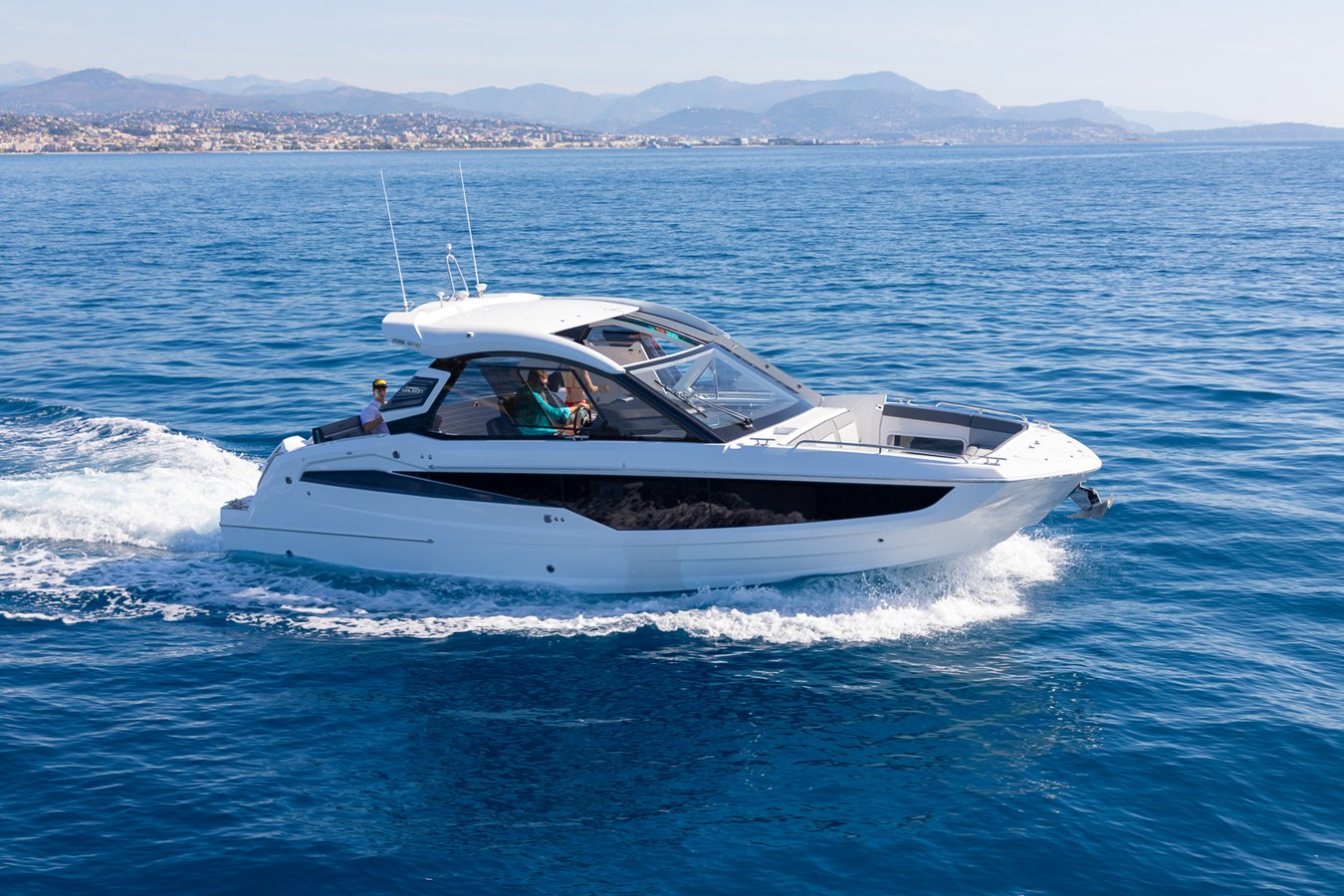 GALEON 335 GTO, photo 2