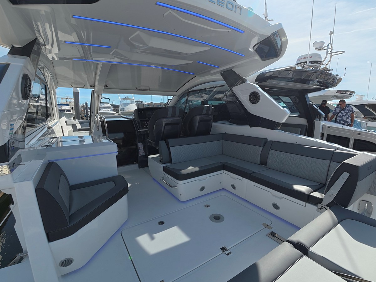 GALEON 335 GTO, photo 7