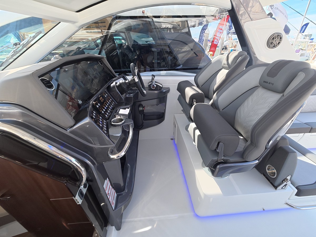 GALEON 335 GTO, photo 15
