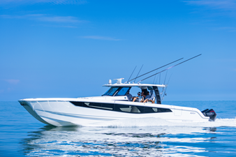 AQUILA 47 MOLOKAI