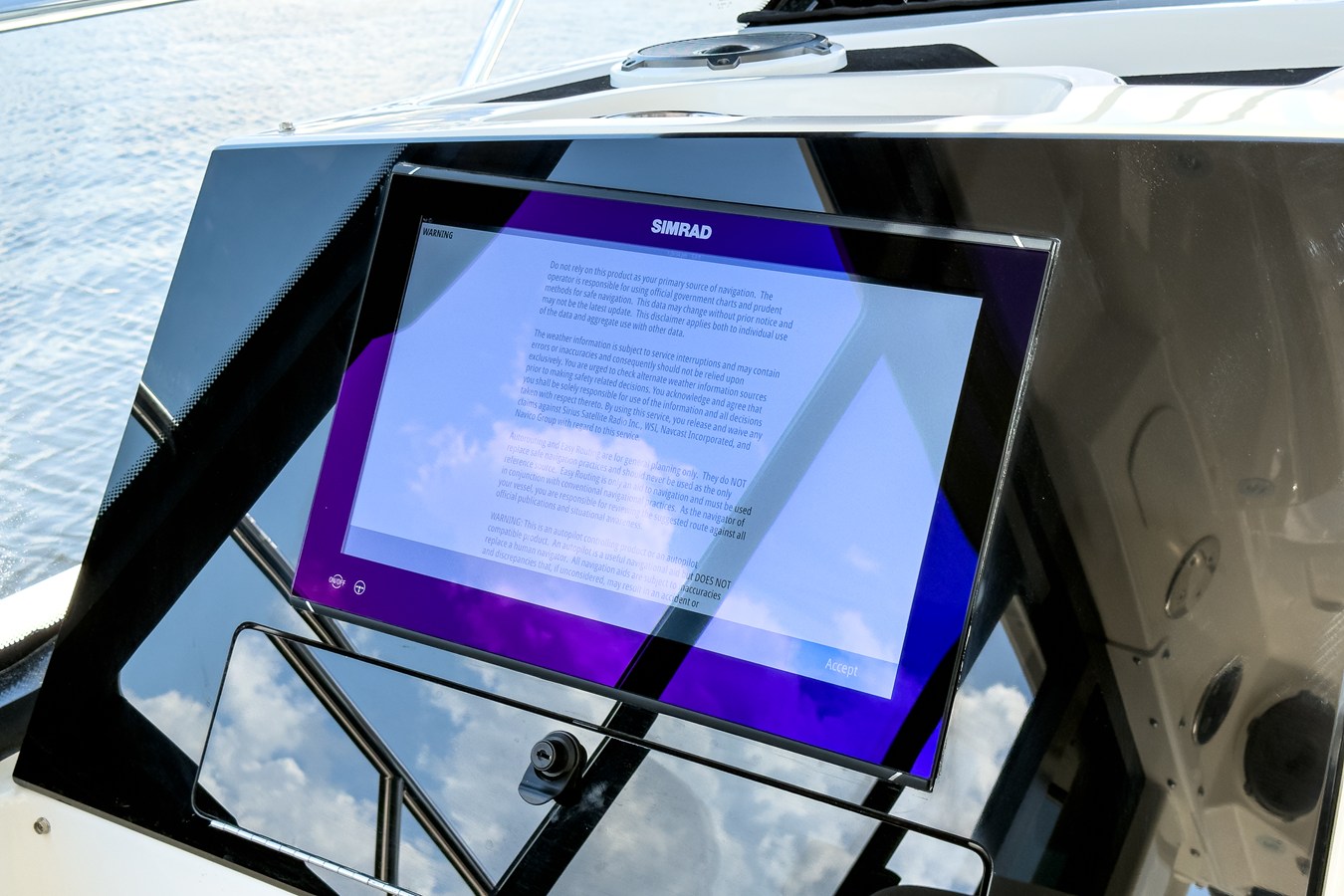 BOSTON WHALER 365 CONQUEST, photo 21
