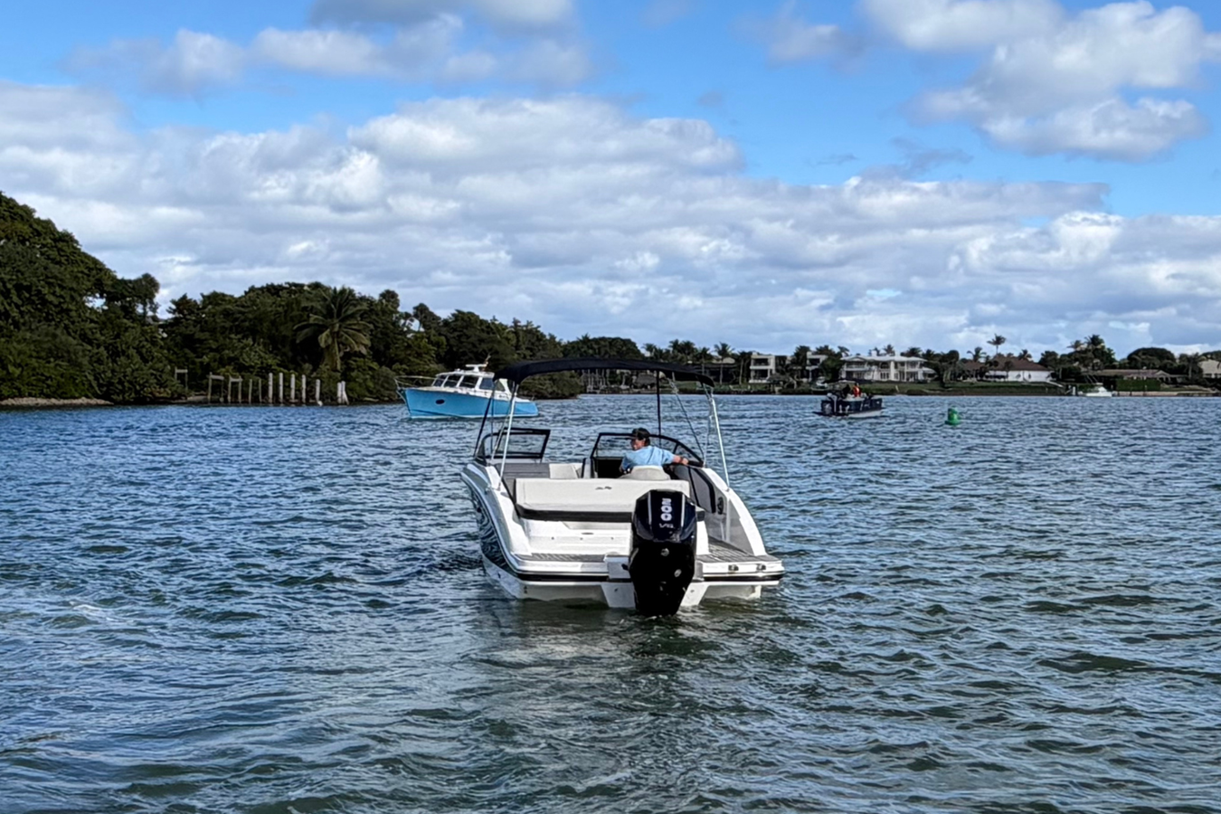 Sea Ray SPX 210 Outboard — 2026 Sea Ray SPX 210 Outboard — photo 4