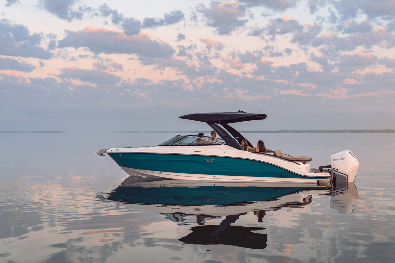 Sea Ray SLX 280 Outboard — 2027 Sea Ray SLX 280 Outboard — photo 4