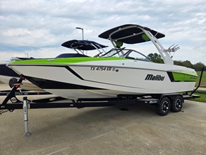 MALIBU WAKESETTER 24 MXZ
