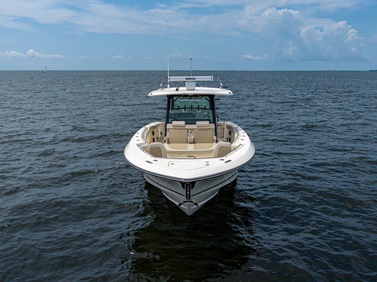BOSTON WHALER 380 OUTRAGE, photo 4
