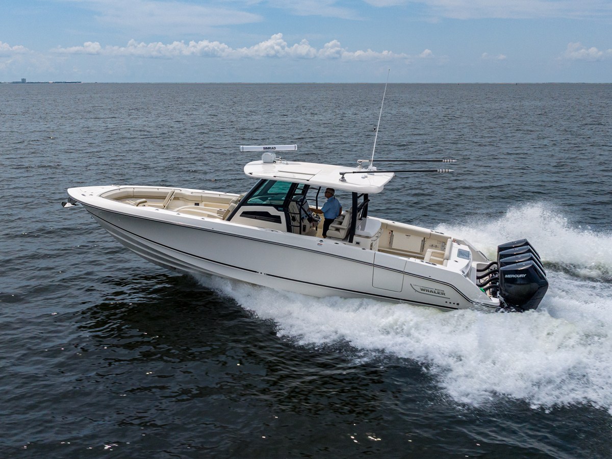 BOSTON WHALER 380 OUTRAGE, photo 20