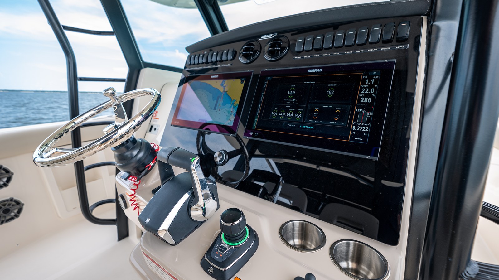 BOSTON WHALER 380 OUTRAGE, photo 54