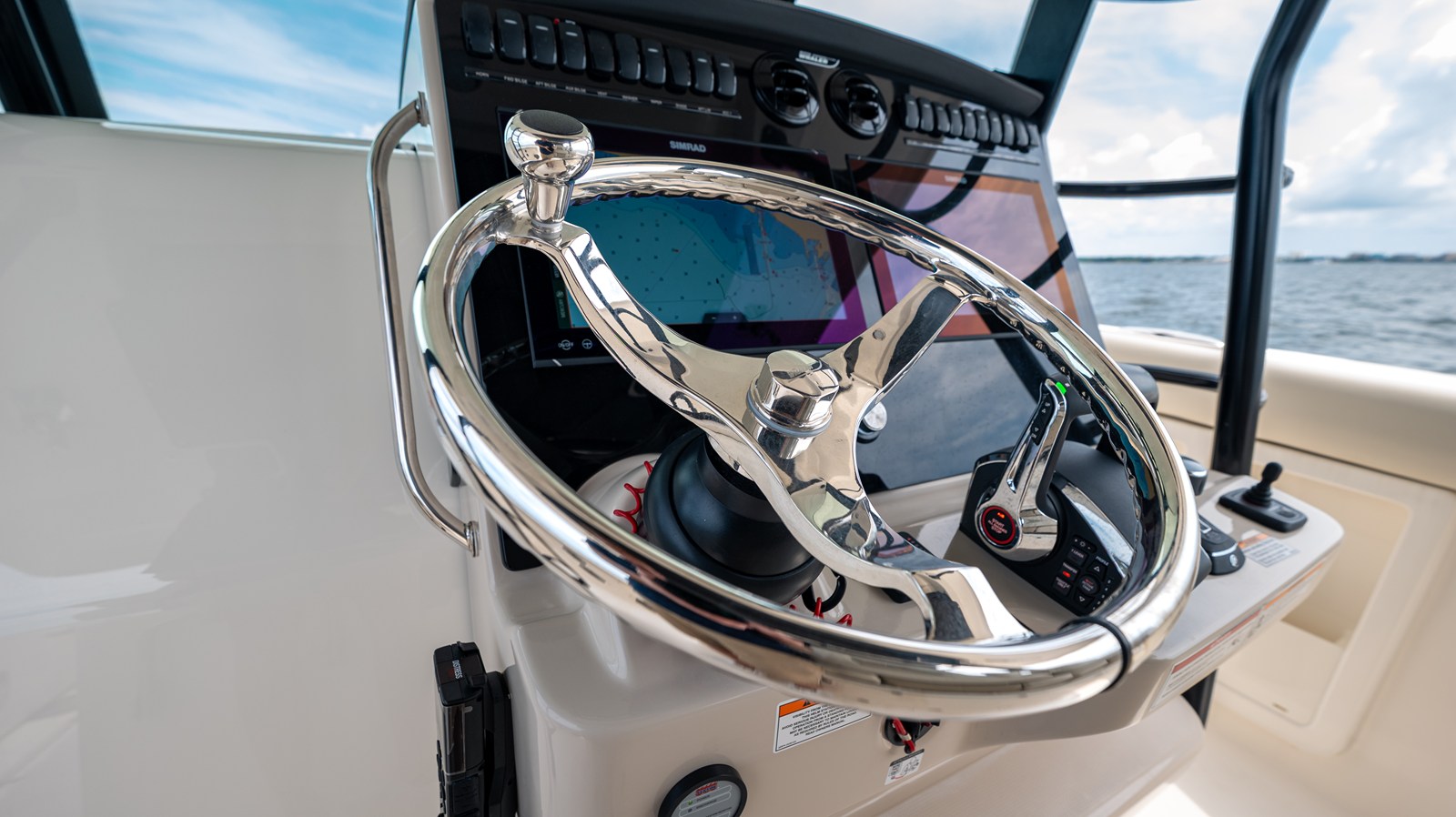 BOSTON WHALER 380 OUTRAGE, photo 57