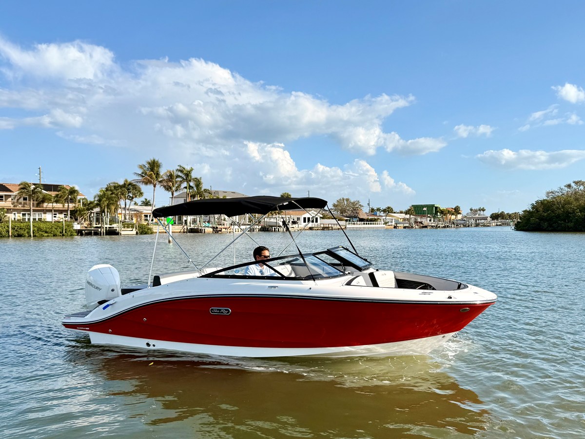 SEA RAY SPX 210 OUTBOARD, photo 2