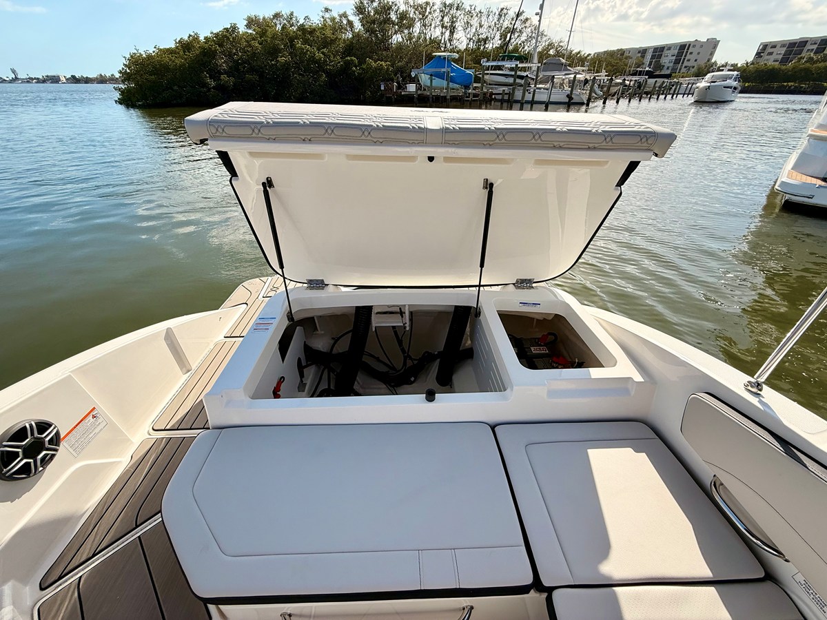 SEA RAY SPX 210 OUTBOARD, photo 32