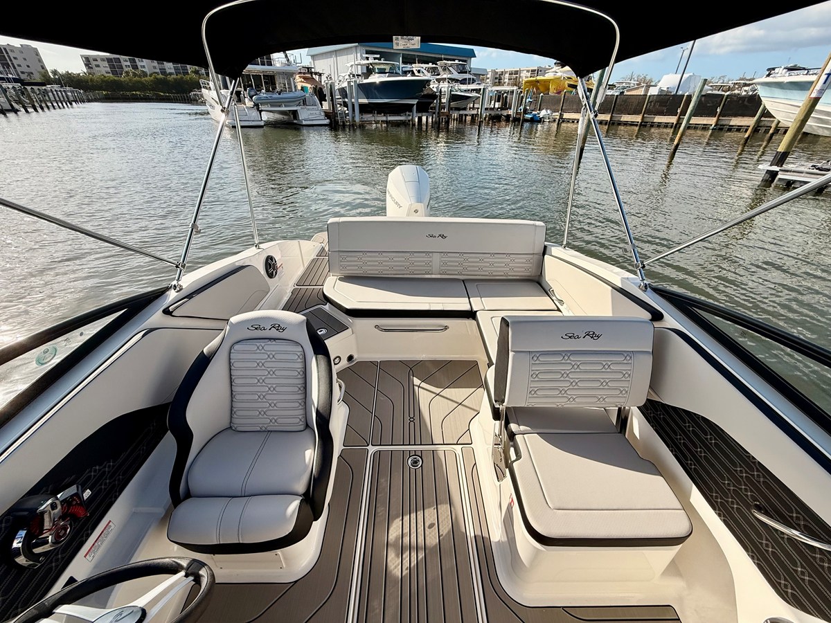 SEA RAY SPX 210 OUTBOARD, photo 38