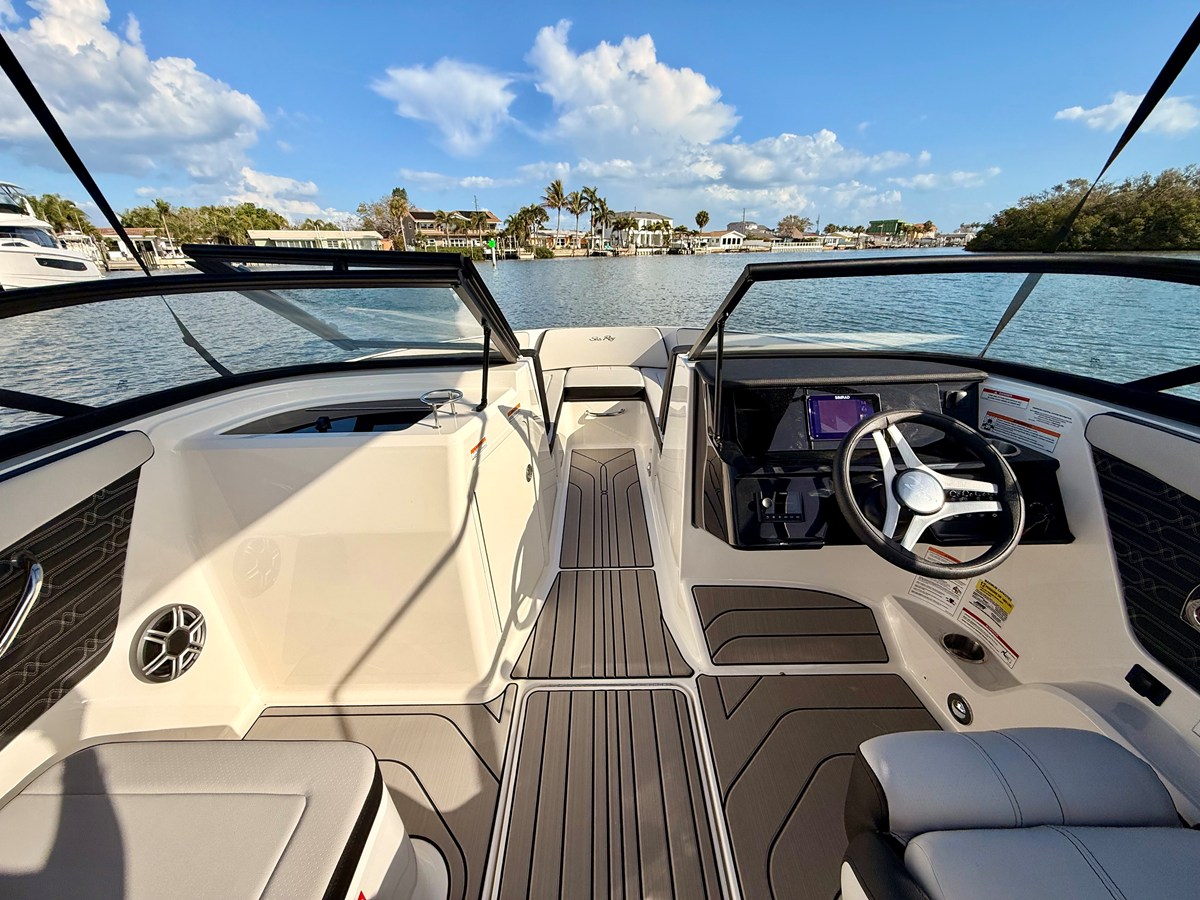 SEA RAY SPX 210 OUTBOARD, photo 39
