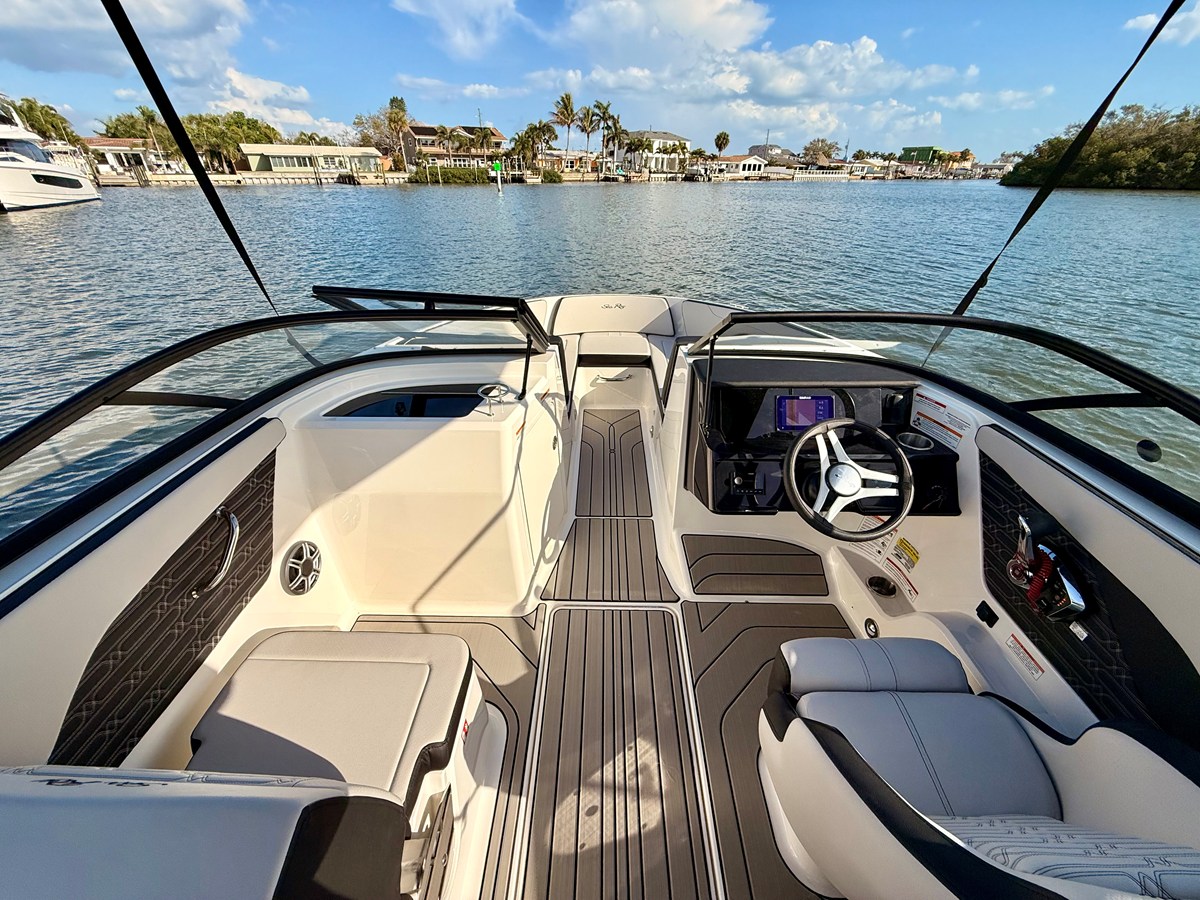SEA RAY SPX 210 OUTBOARD, photo 40