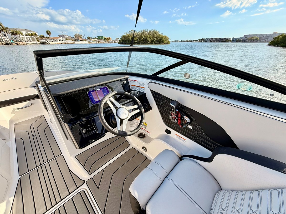 SEA RAY SPX 210 OUTBOARD, photo 44