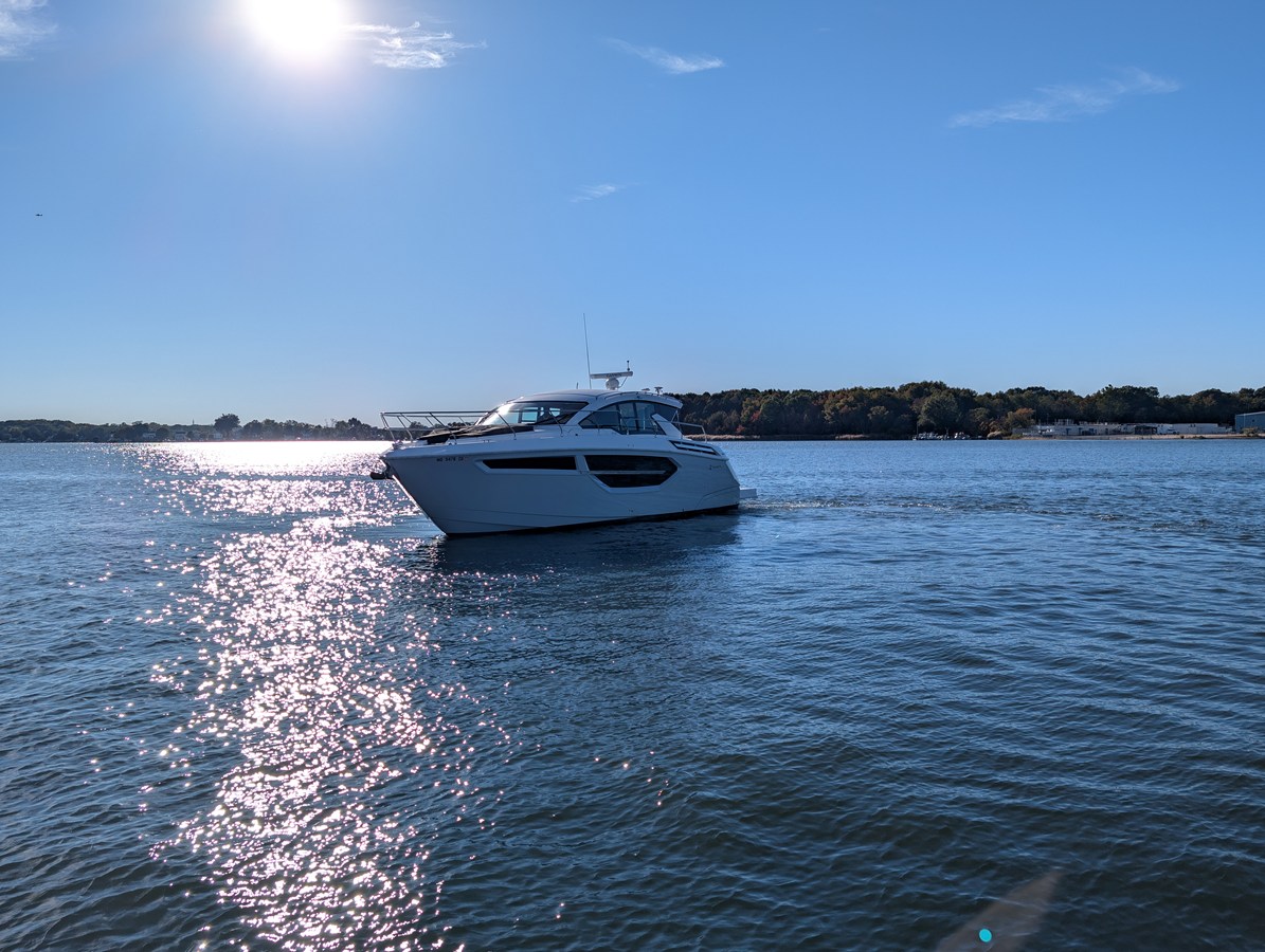 Cruisers Yachts 42 CANTIUS — 2025 Cruisers Yachts 42 Cantius — photo 5