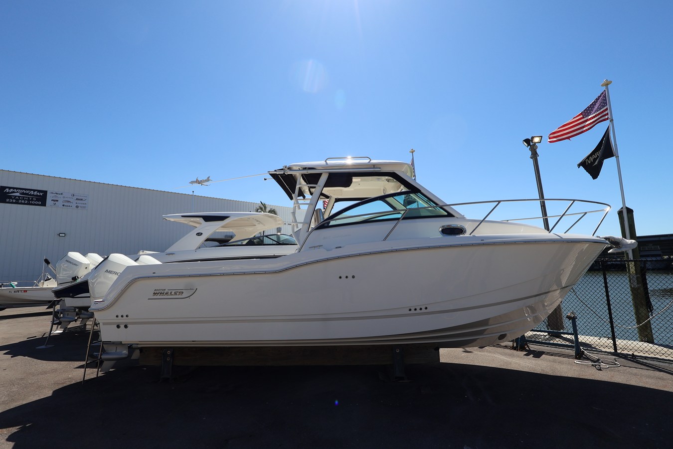Boston Whaler 285 Conquest — 2026 Boston Whaler 285 Conquest — photo 2