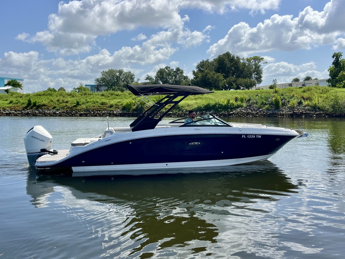 Sea Ray 270 SDX OB — 2024 Sea Ray 270 SDX OB — photo 2