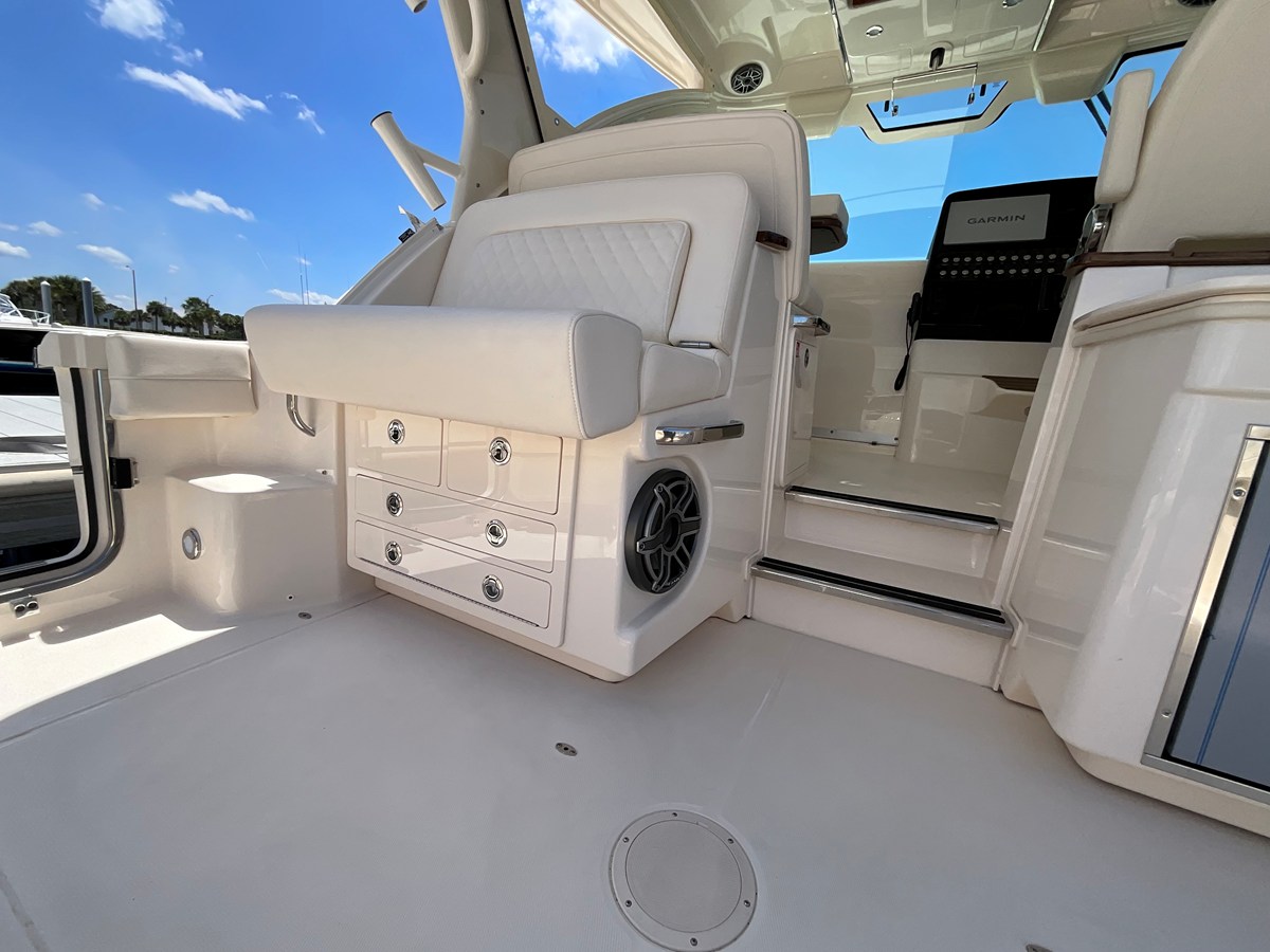 GRADY-WHITE EXPRESS 340, photo 14