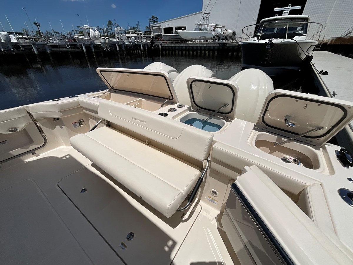 GRADY-WHITE EXPRESS 340, photo 19