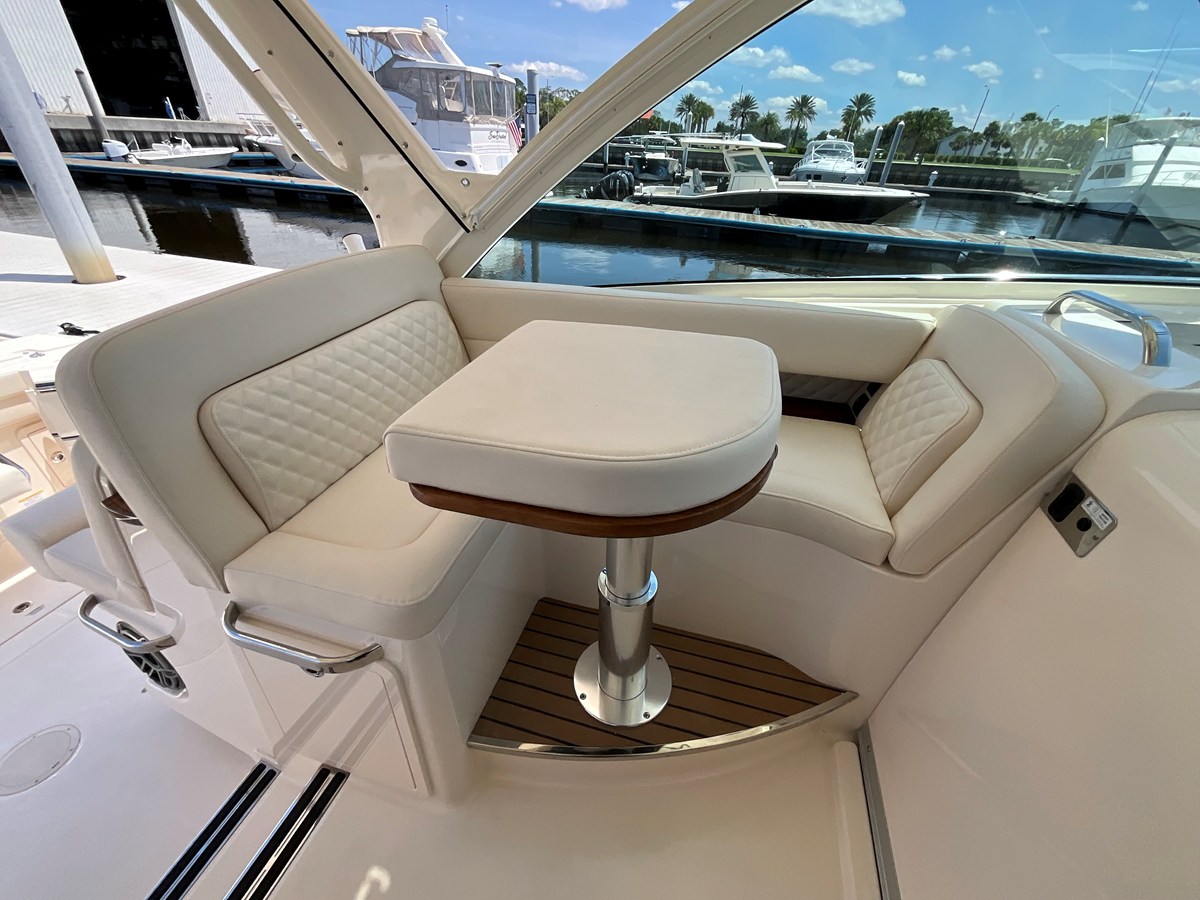 GRADY-WHITE EXPRESS 340, photo 20