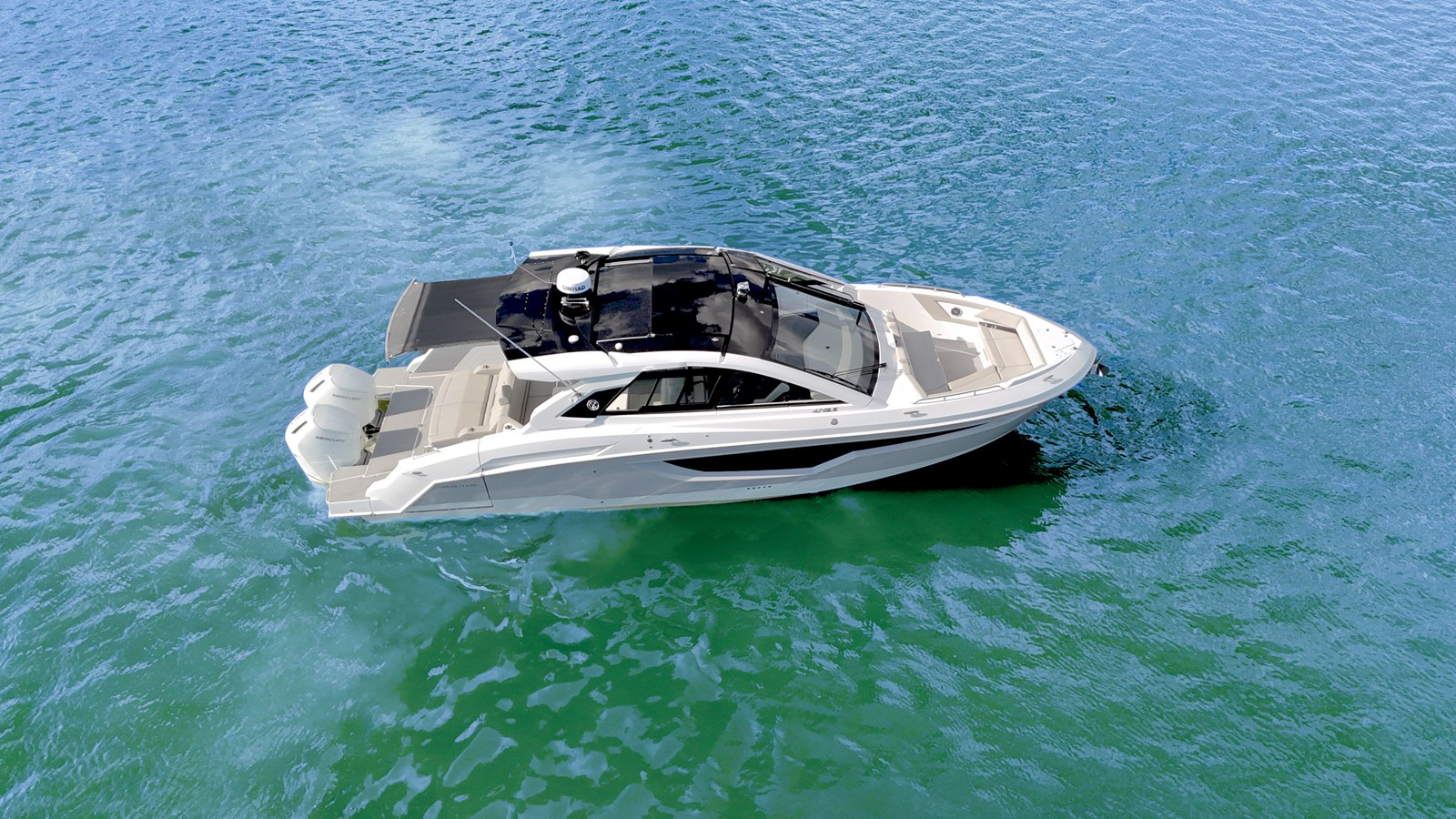 CRUISERS YACHTS 42 GLS OUTBOARD, photo 4