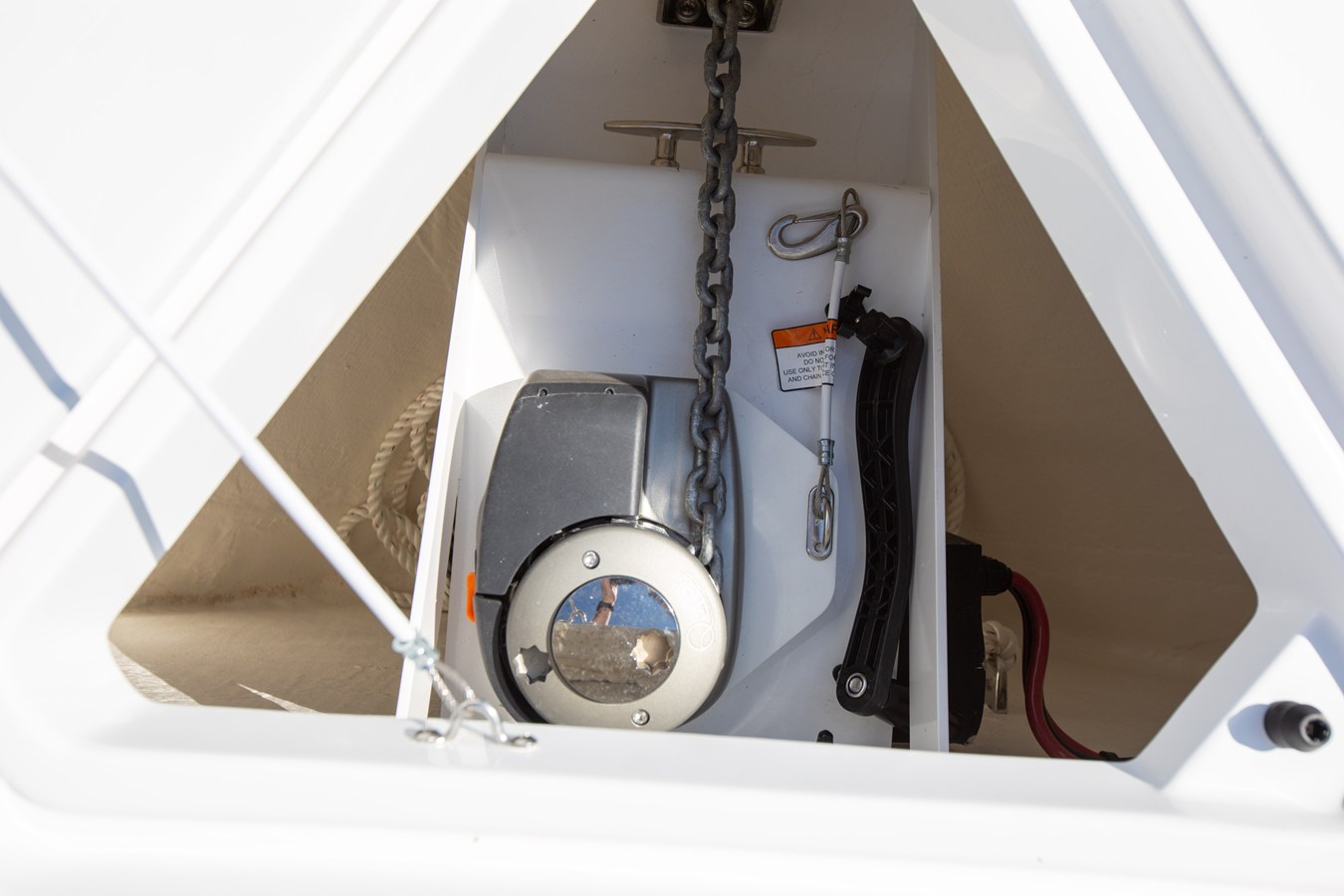 CRUISERS YACHTS 42 GLS OUTBOARD, photo 52