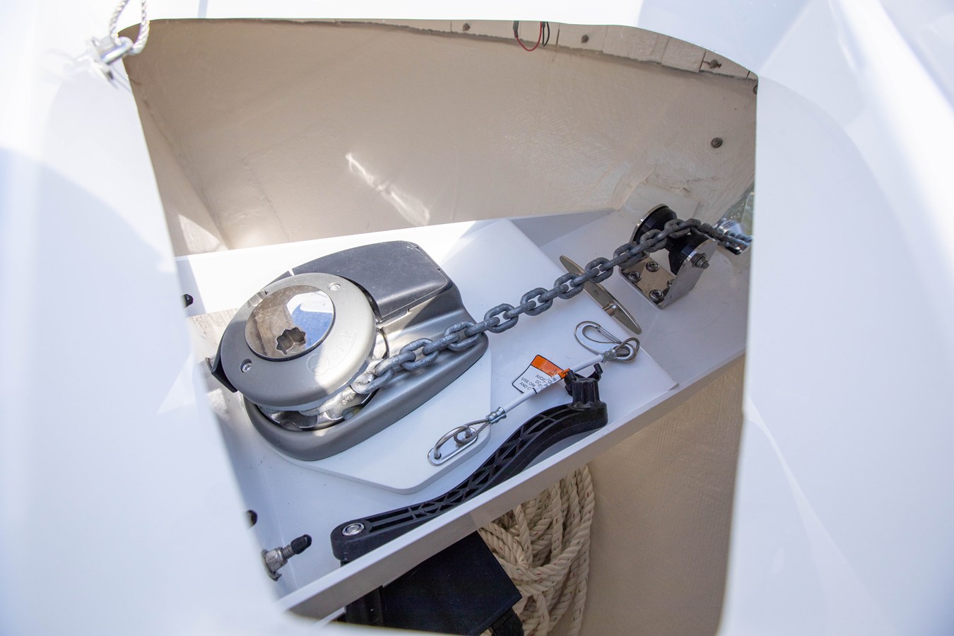 CRUISERS YACHTS 42 GLS OUTBOARD, photo 53