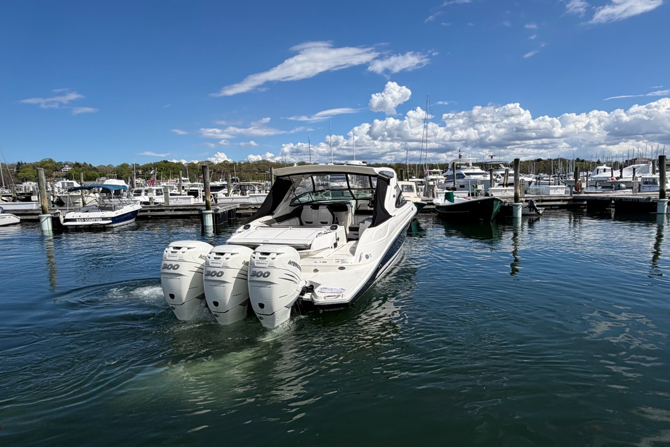 Sea Ray SLX 350 OB — 2017 Sea Ray SLX 350 OB — photo 3
