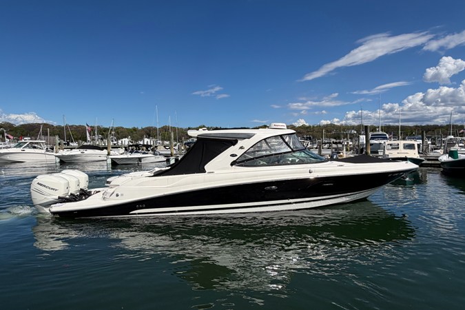 SEA RAY SLX 350 OB — 2017 Sea Ray SLX 350 OB