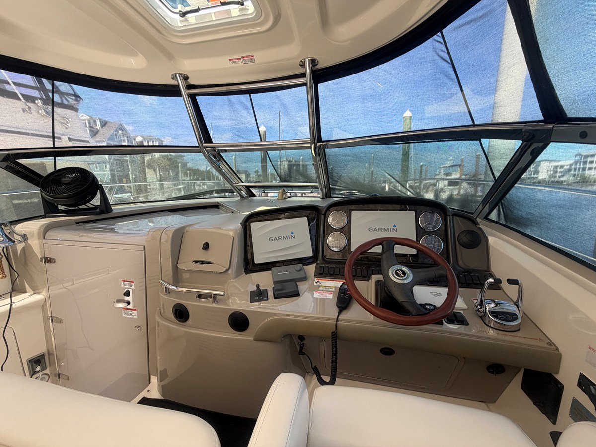 Sea Ray 40 SUNDANCER — 2008 Sea Ray 40 Sundancer — photo 4