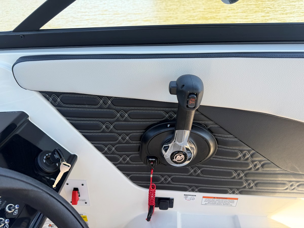 SEA RAY SPX 210, photo 20