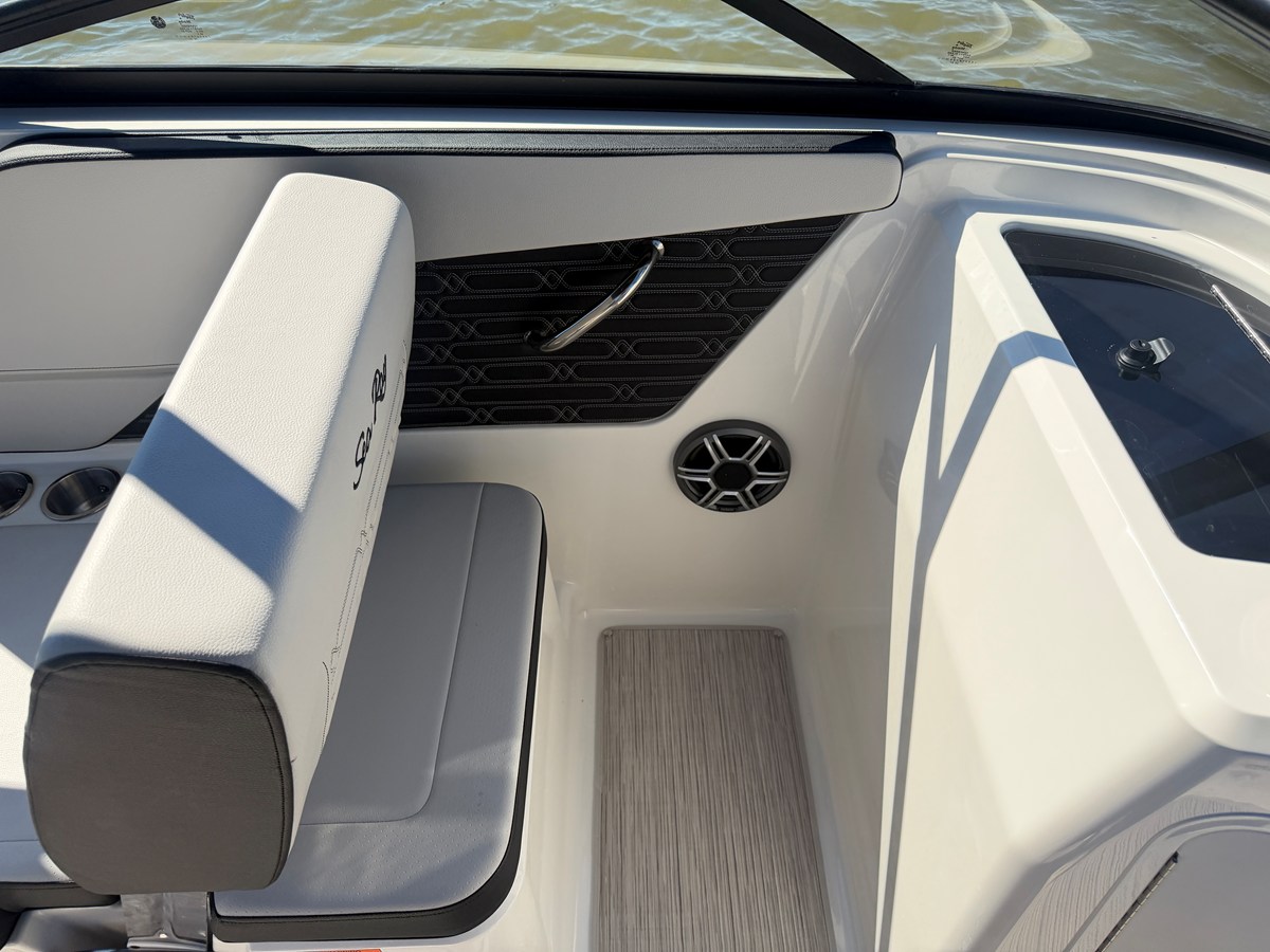 SEA RAY SPX 210, photo 23