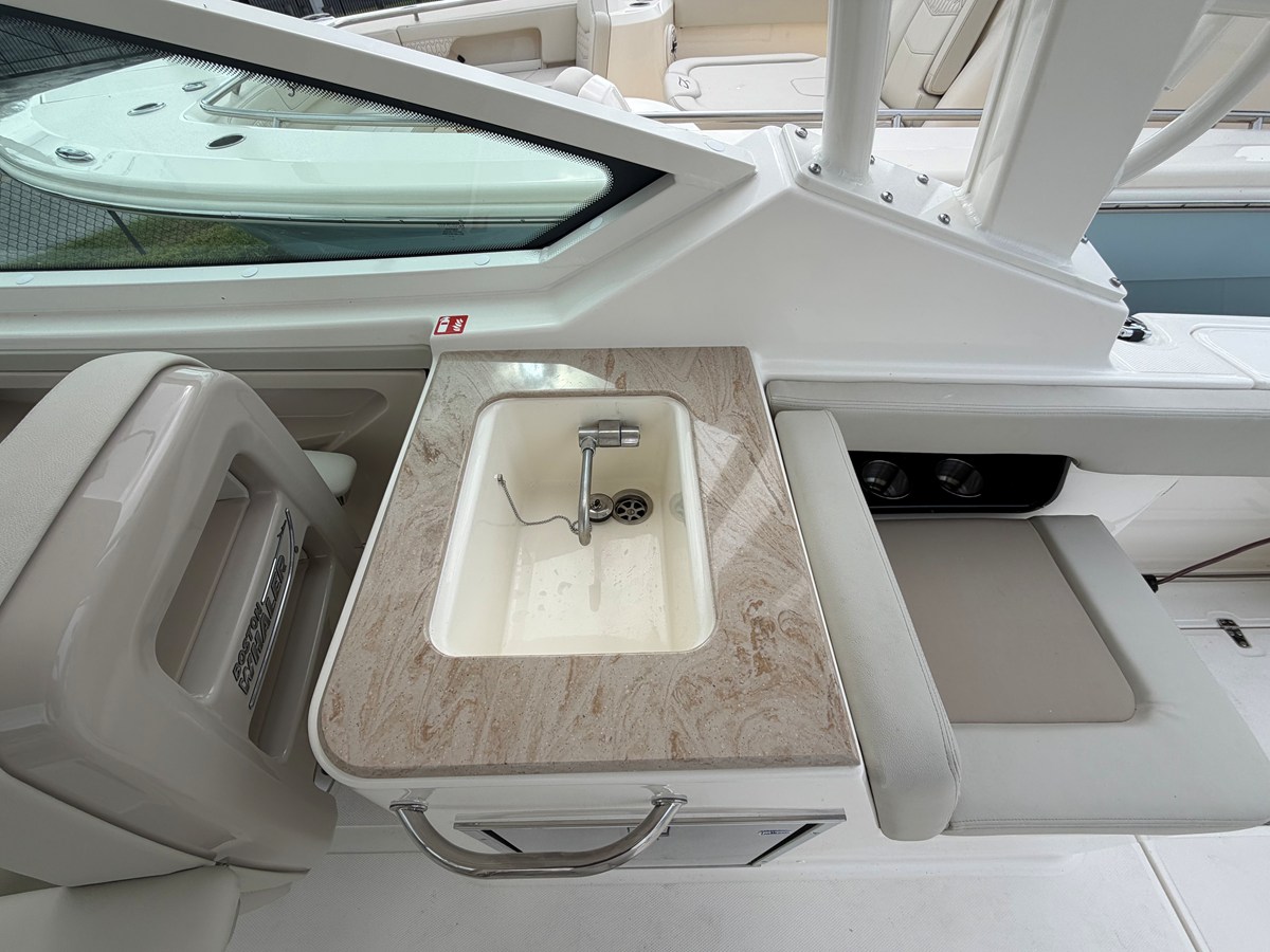 BOSTON WHALER 280 VANTAGE, photo 18