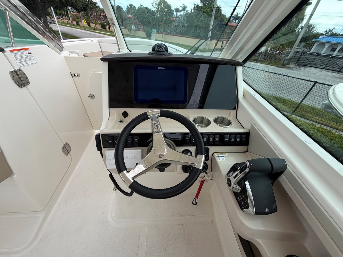 BOSTON WHALER 280 VANTAGE, photo 19
