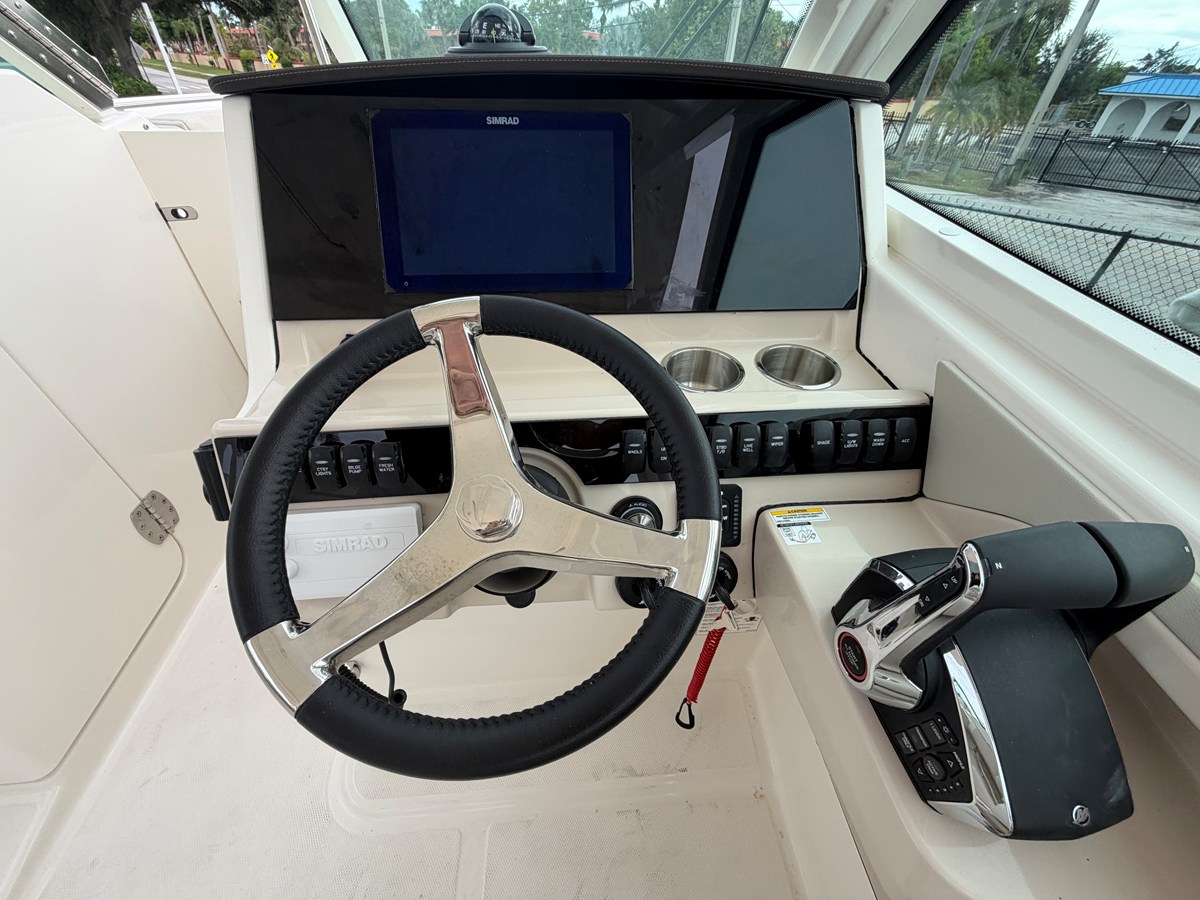 BOSTON WHALER 280 VANTAGE, photo 21