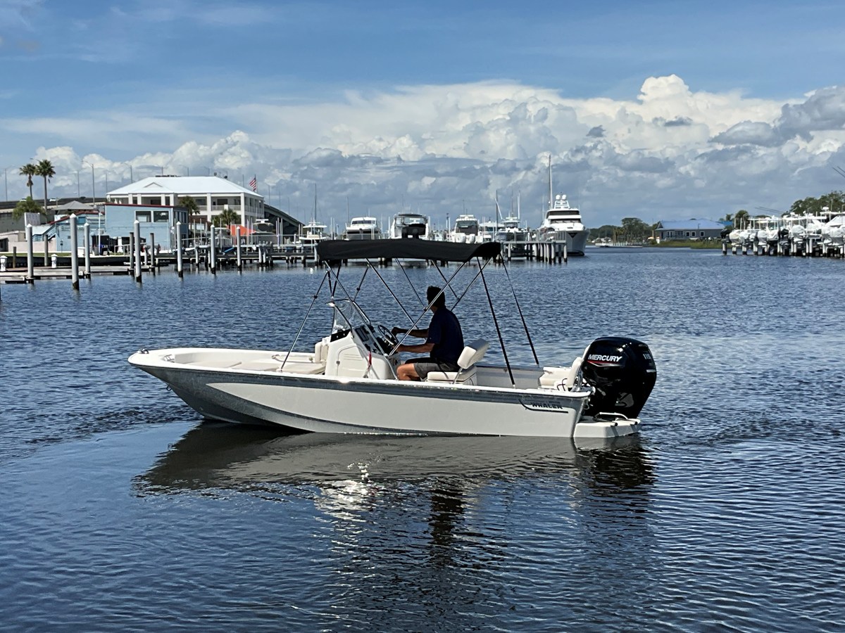 Boston Whaler 170 Montauk — 2027 Boston Whaler 170 Montauk — photo 4