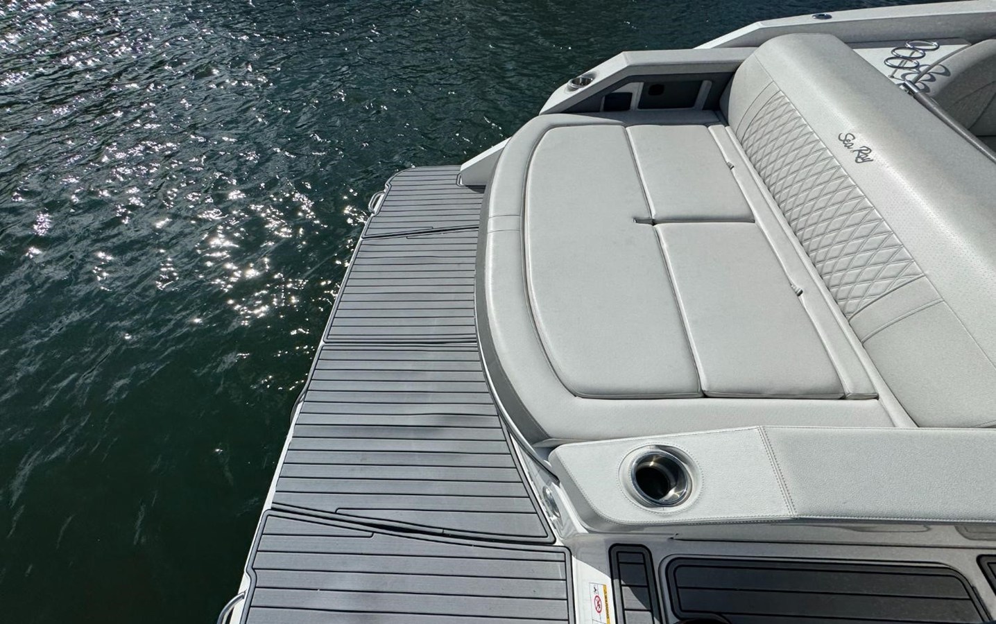 Sea Ray SLX 310 — 2021 Sea Ray SLX 310 — photo 4