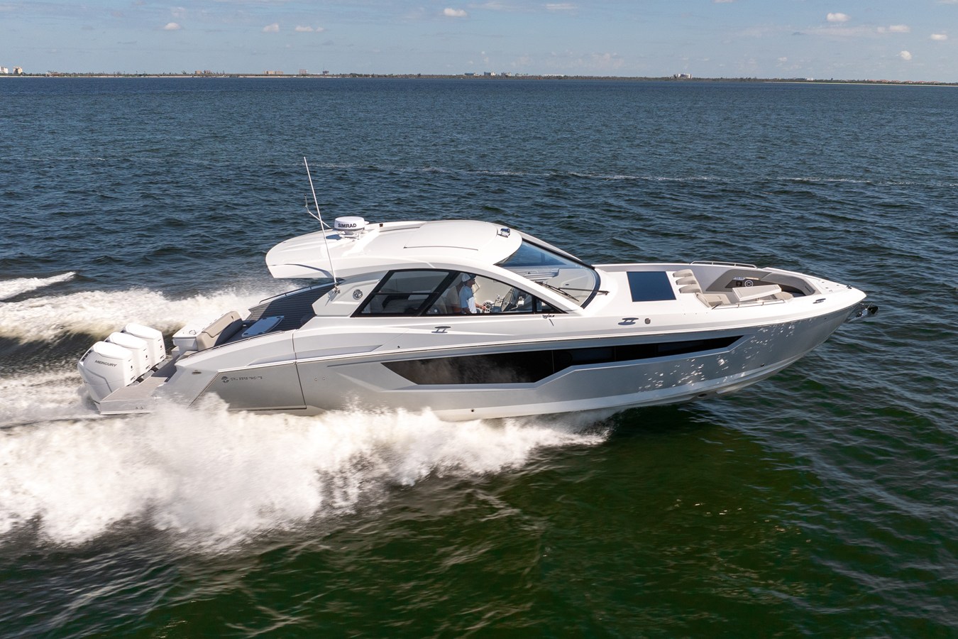 Cruisers Yachts 50 GLS OB — 2026 Cruisers Yachts 50 GLS OB — fotoğraf 2