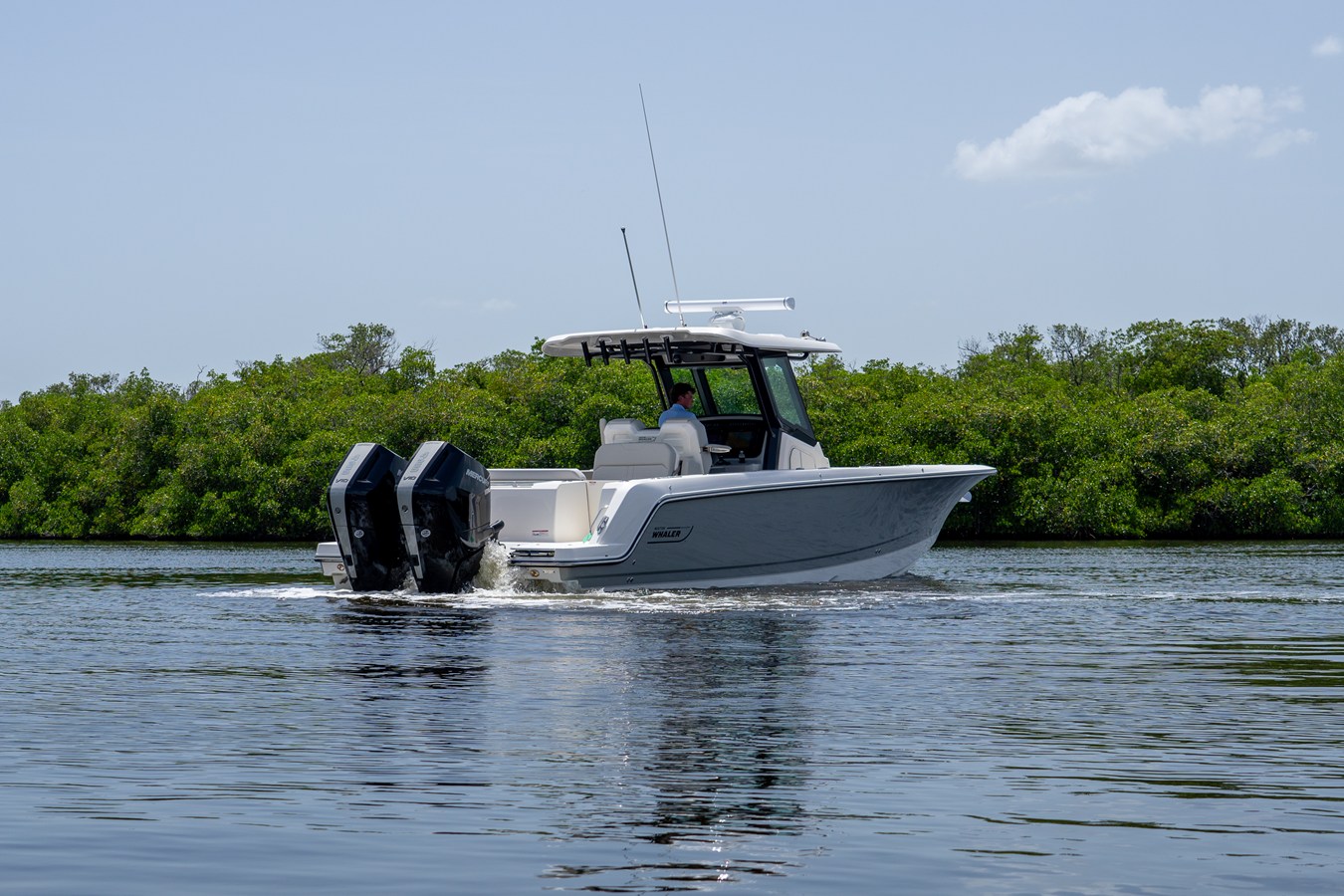 BOSTON WHALER 330 OUTRAGE, photo 28