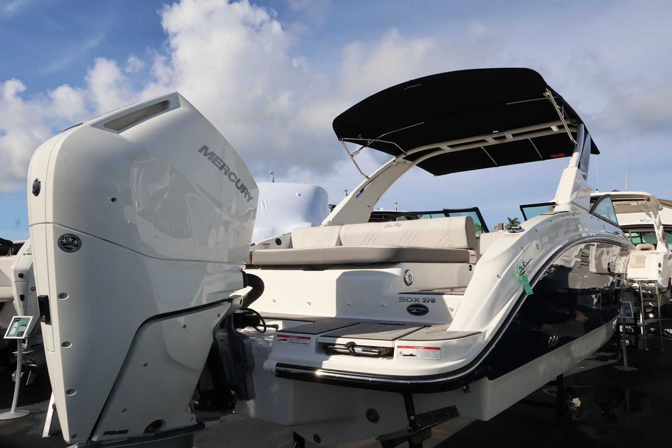 SEA RAY SDX 270 OUTBOARD, photo 6