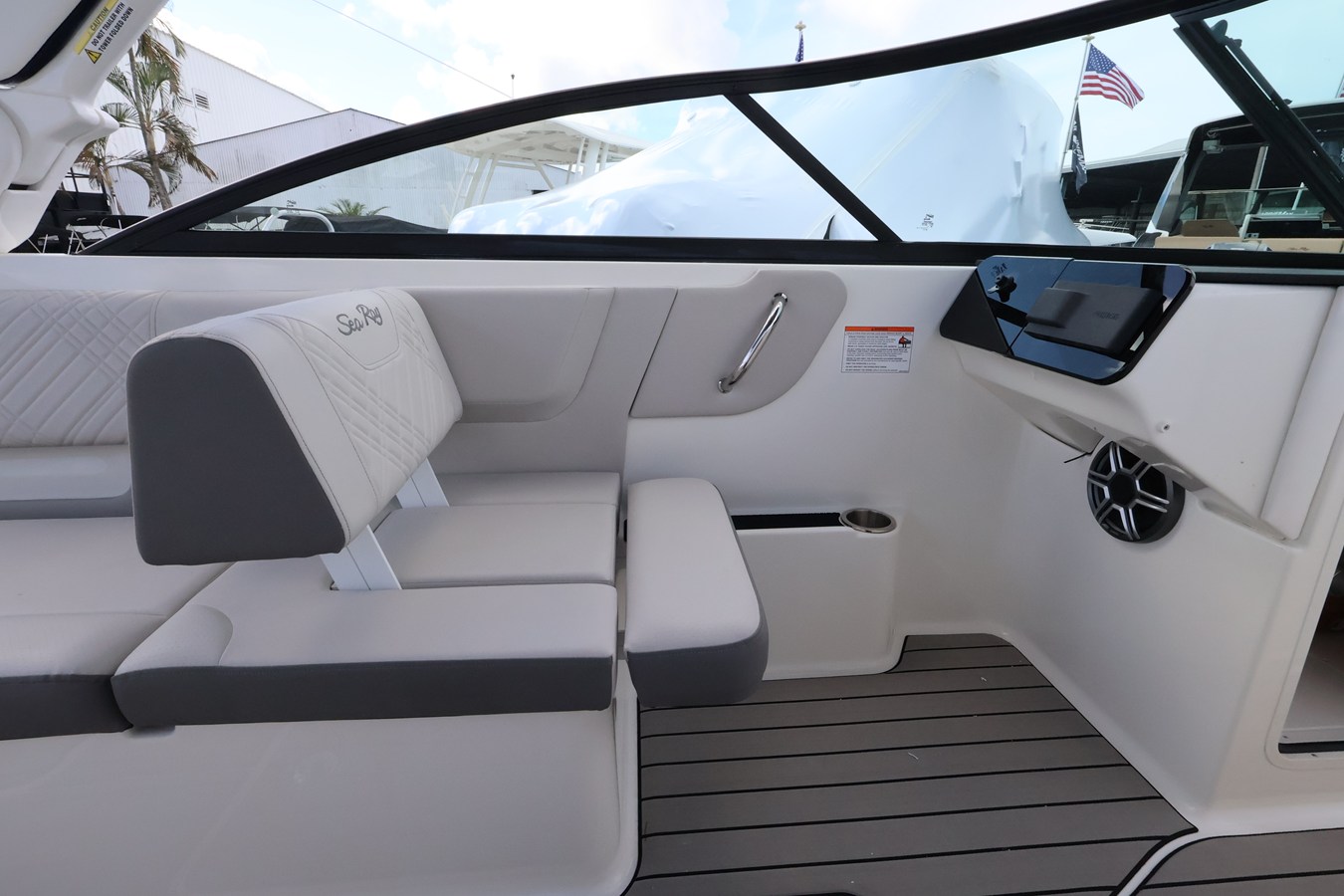 SEA RAY SDX 270 OUTBOARD, photo 14