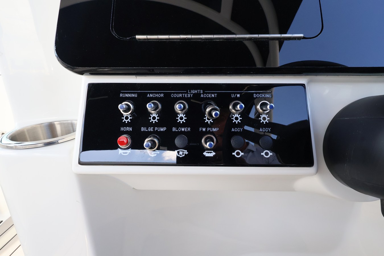 SEA RAY SDX 270 OUTBOARD, photo 21